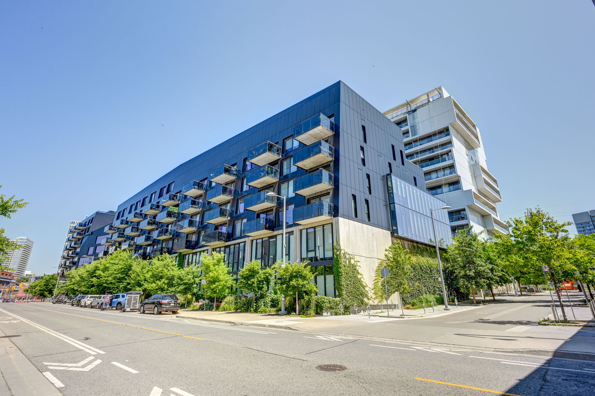 32 Trolley Crescent Unit 716, Toronto, ON M5A 0E8 Virtual Tour