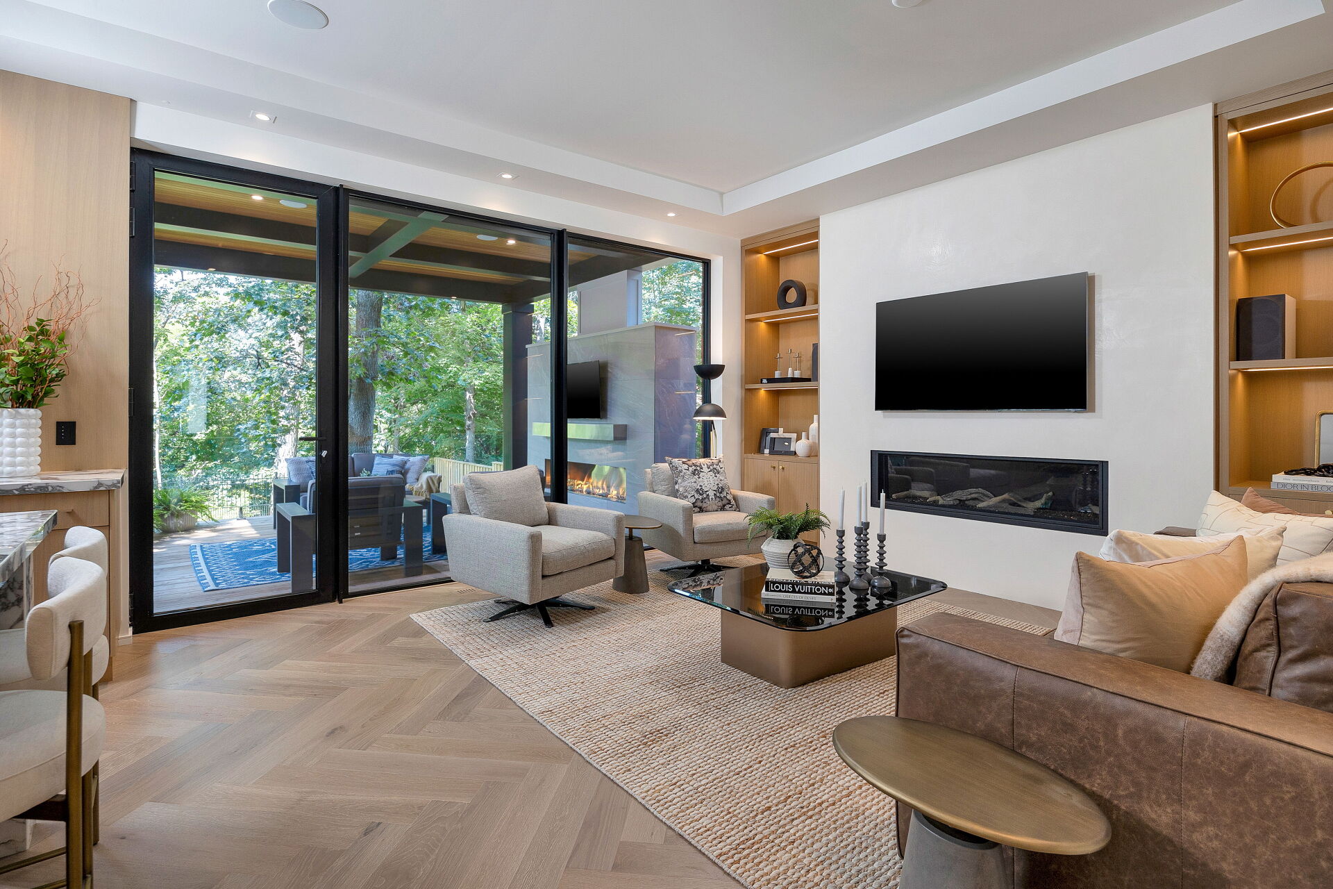 106 Baby Point Road, Toronto, ON M6S 2G3