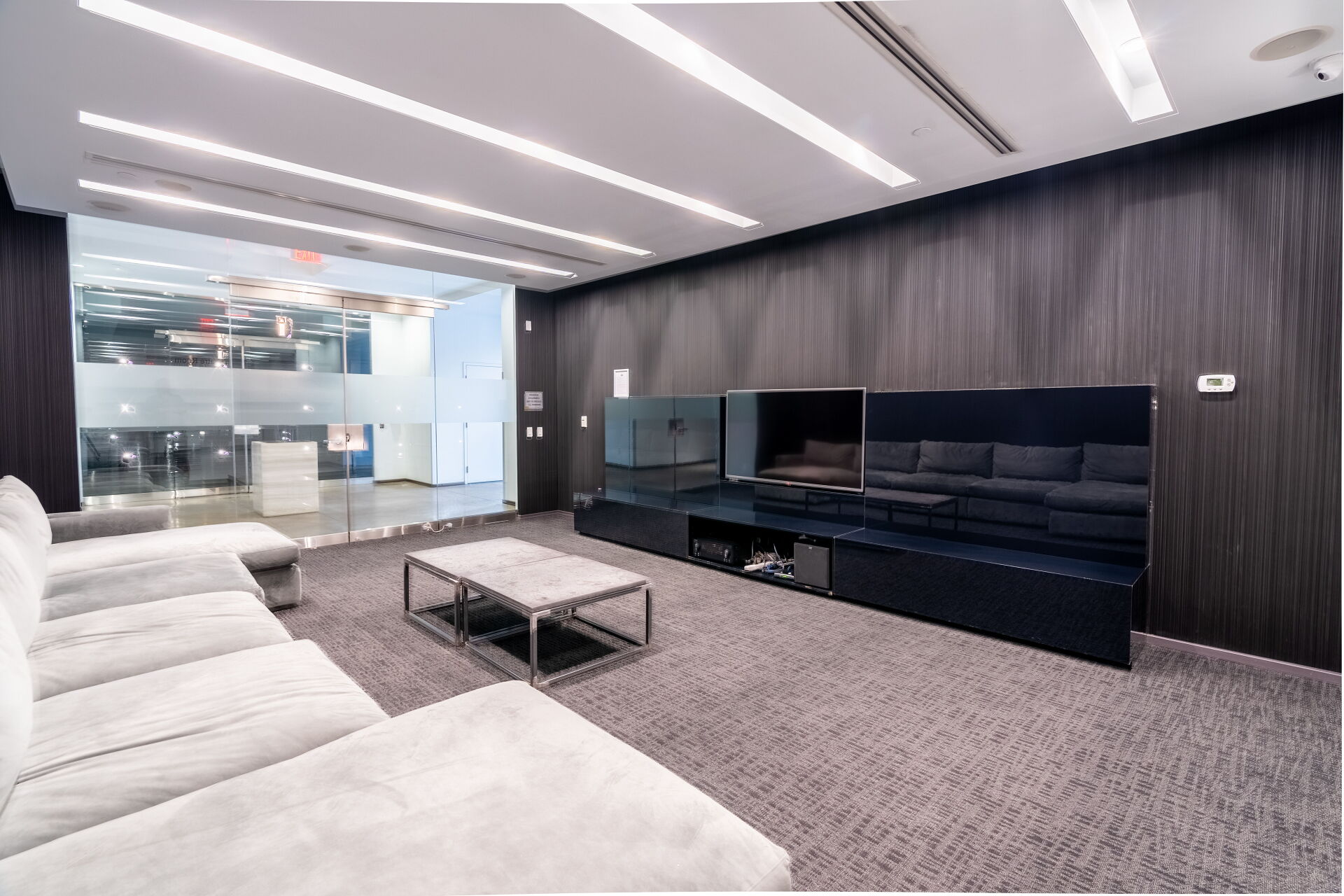 1030 King Street West, Toronto, ON M6K 0B4
