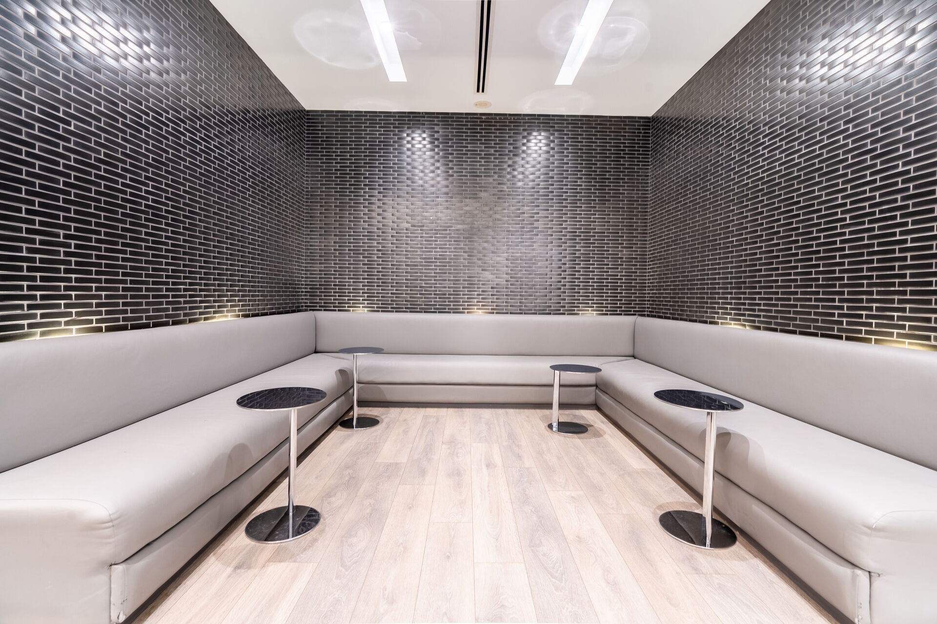 1030 King Street West, Toronto, ON M6K 0B4