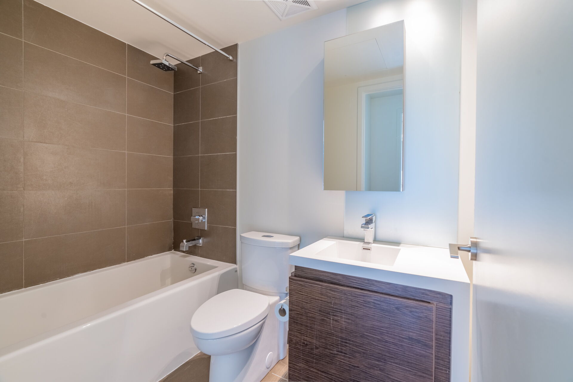 1030 King Street West, Toronto, ON M6K 0B4