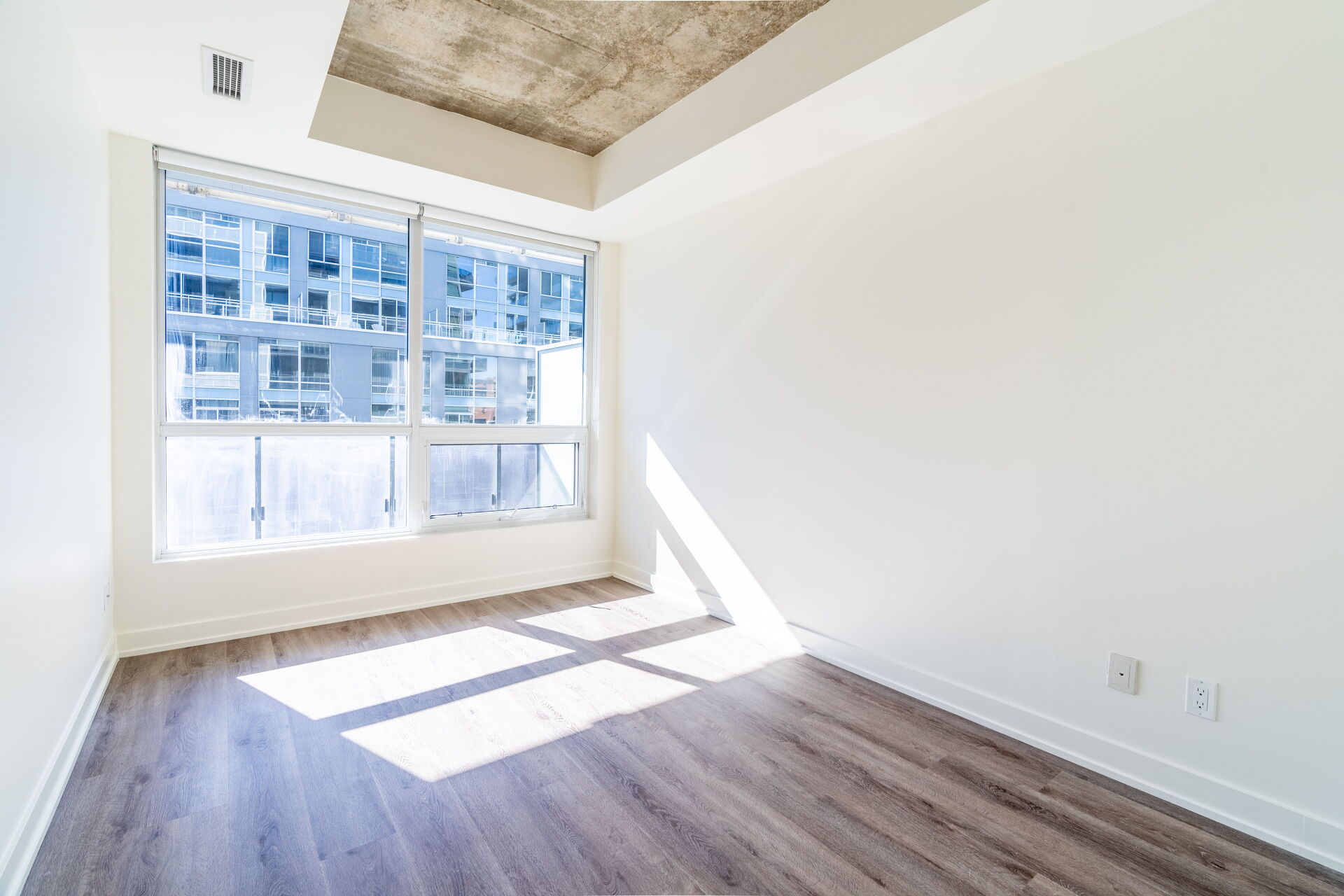 1030 King Street West, Toronto, ON M6K 0B4