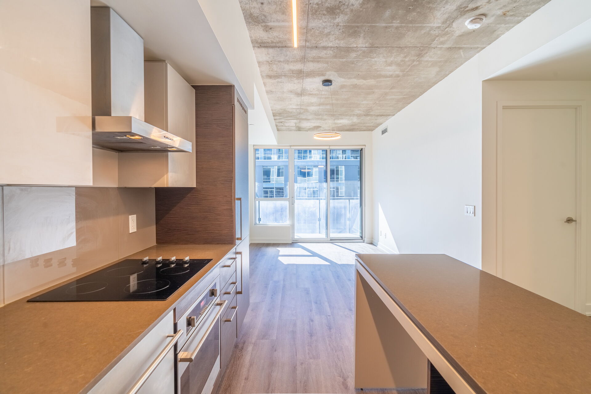 1030 King Street West, Toronto, ON M6K 0B4