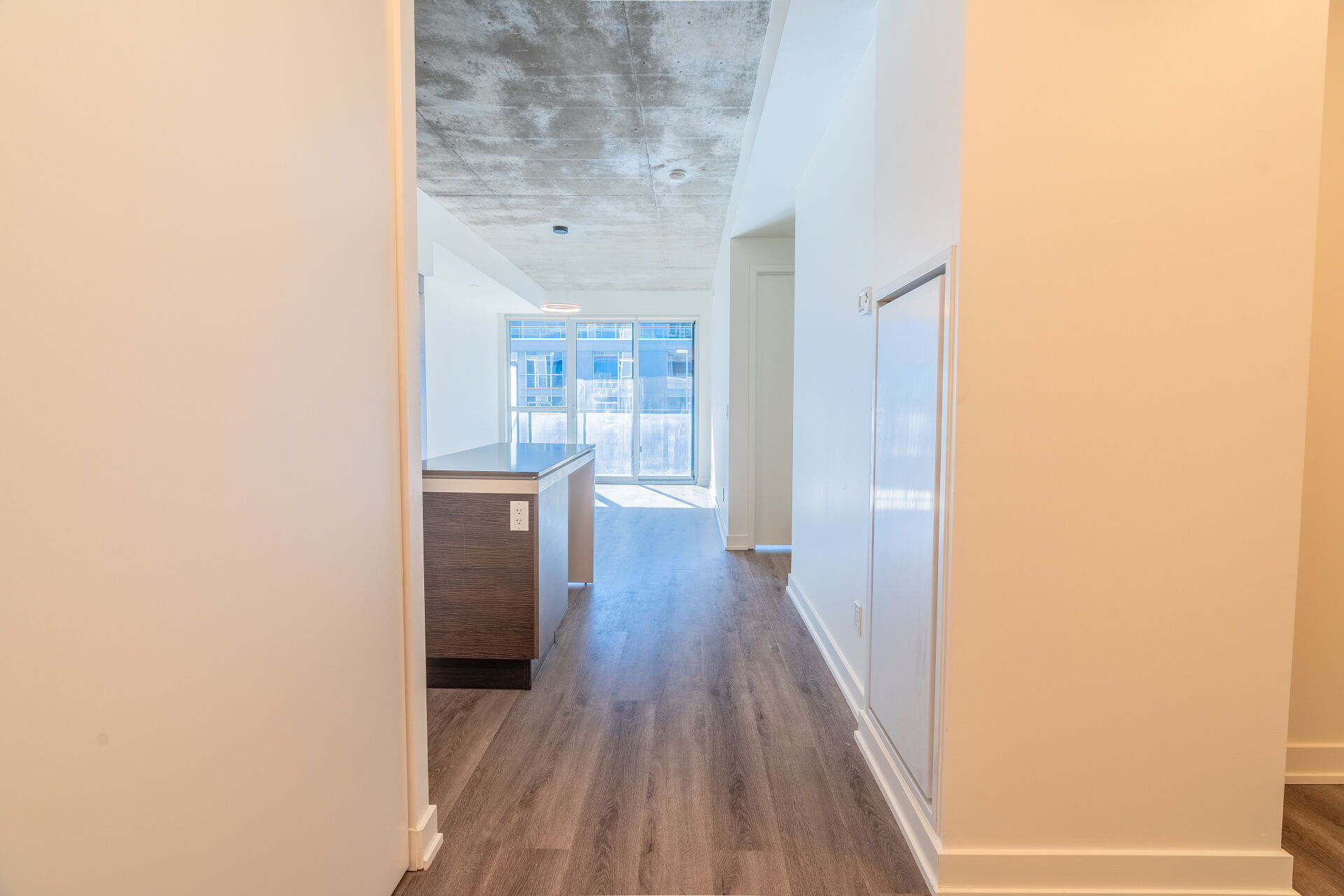 1030 King Street West, Toronto, ON M6K 0B4