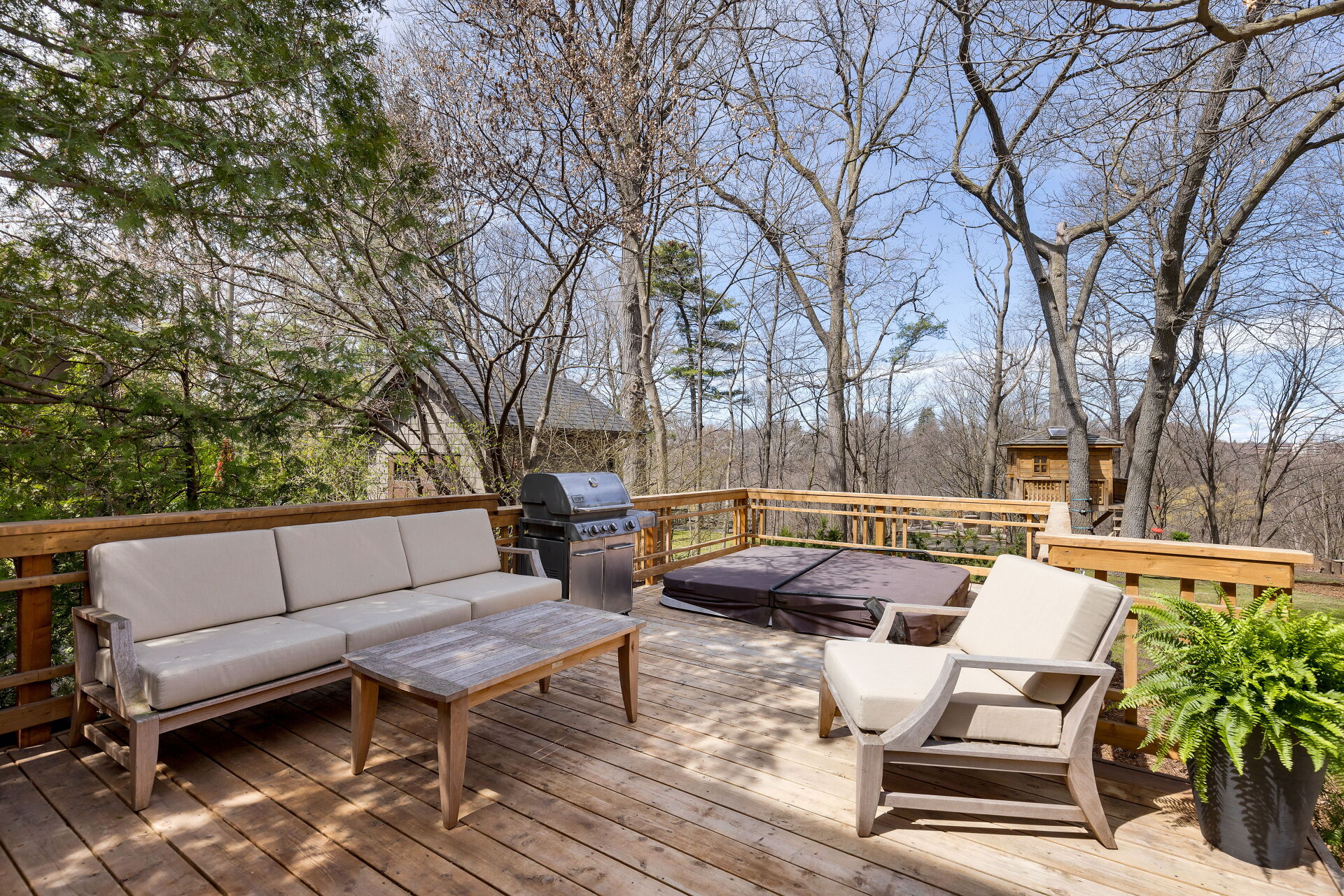 124 Baby Point Road, Toronto, ON M6S 2G3