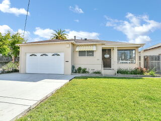 428 Wisteria Drive, East Palo Alto, CA 94303