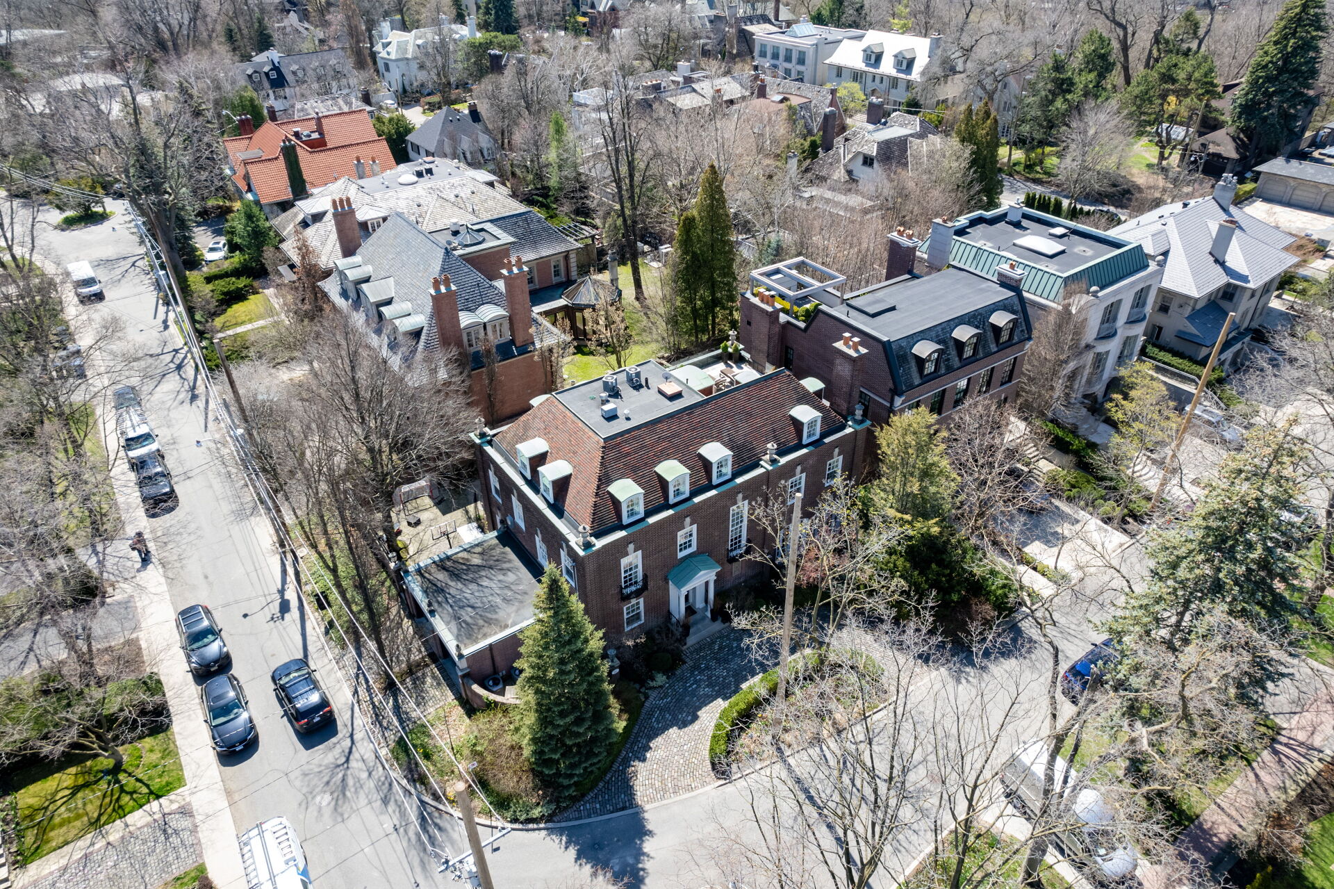 52 Rosedale Road, Toronto, ON M4W 2P6