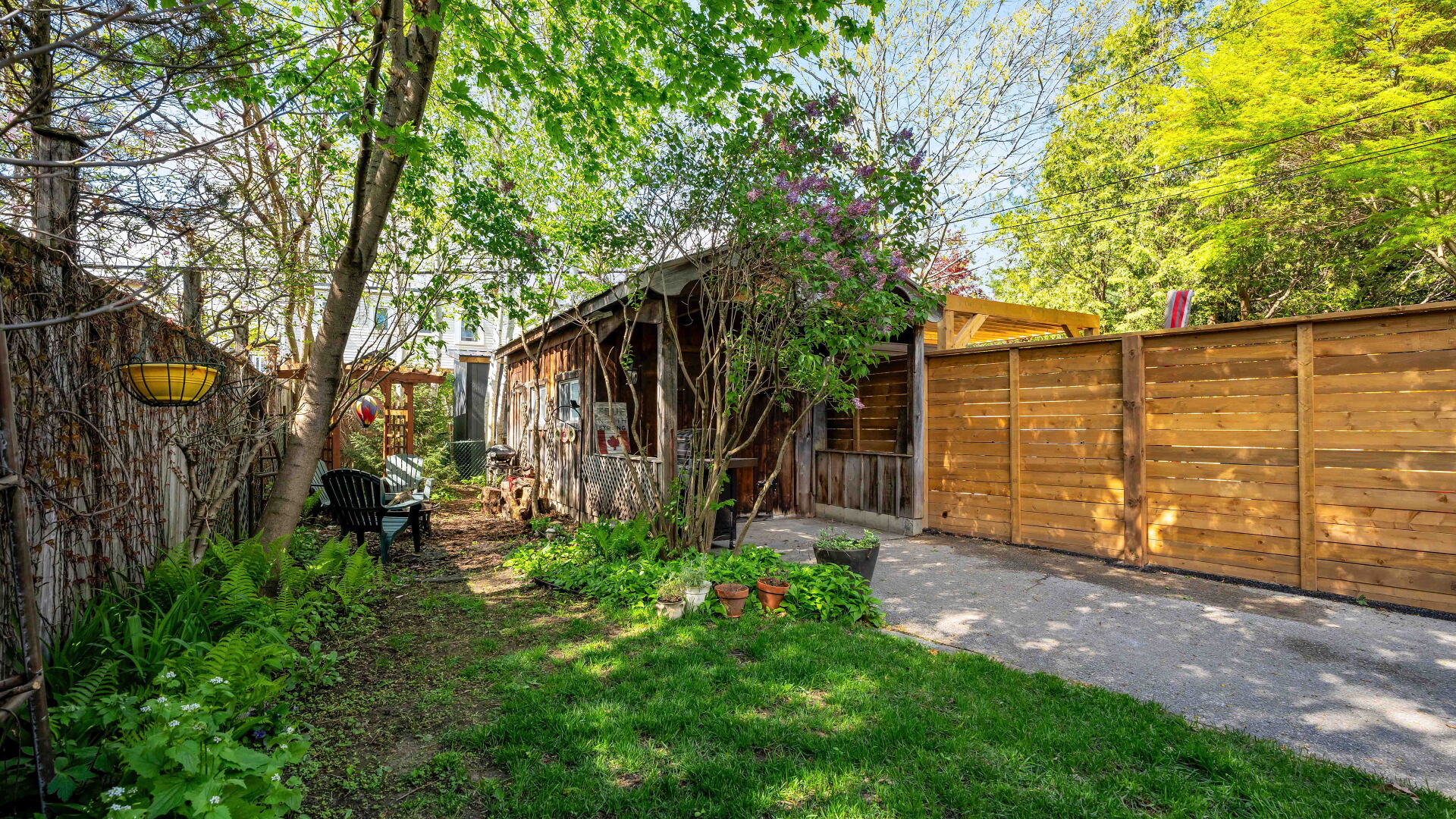 68 Springdale Boulevard, Toronto, ON M4J 1W7
