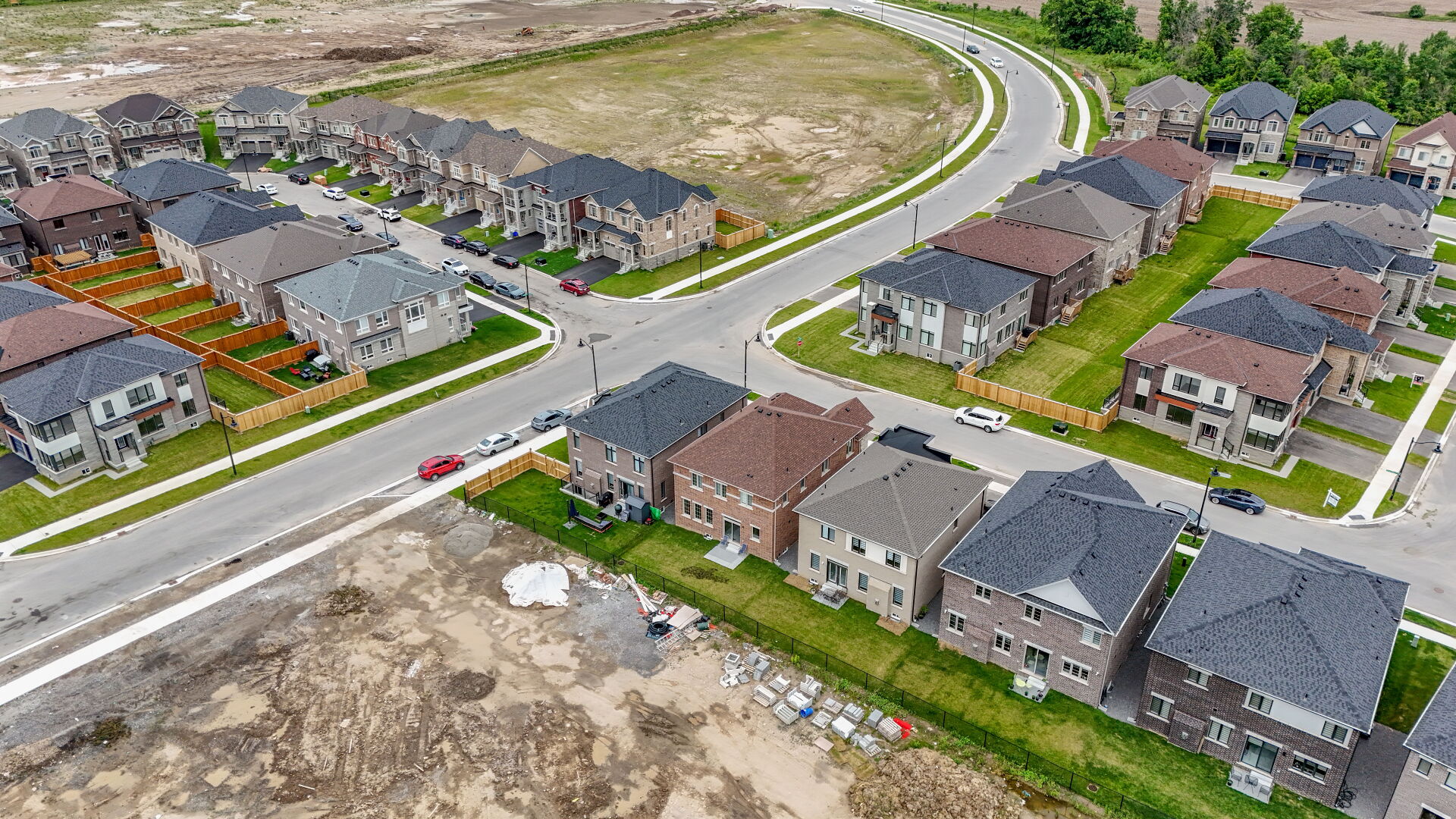 8 Pond View Gate, Hamilton, ON L0R 2H1