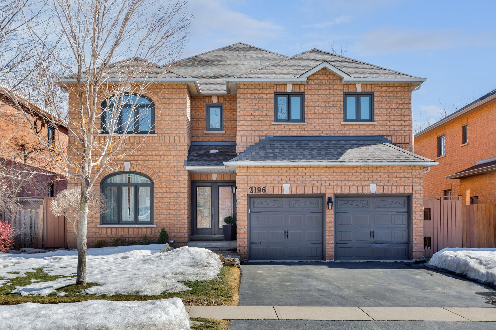 2196 Grand Ravine Drive, Oakville, ON L6H 6B1 Virtual Tour