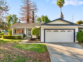 372 Glacier Drive, Martinez, CA 94553