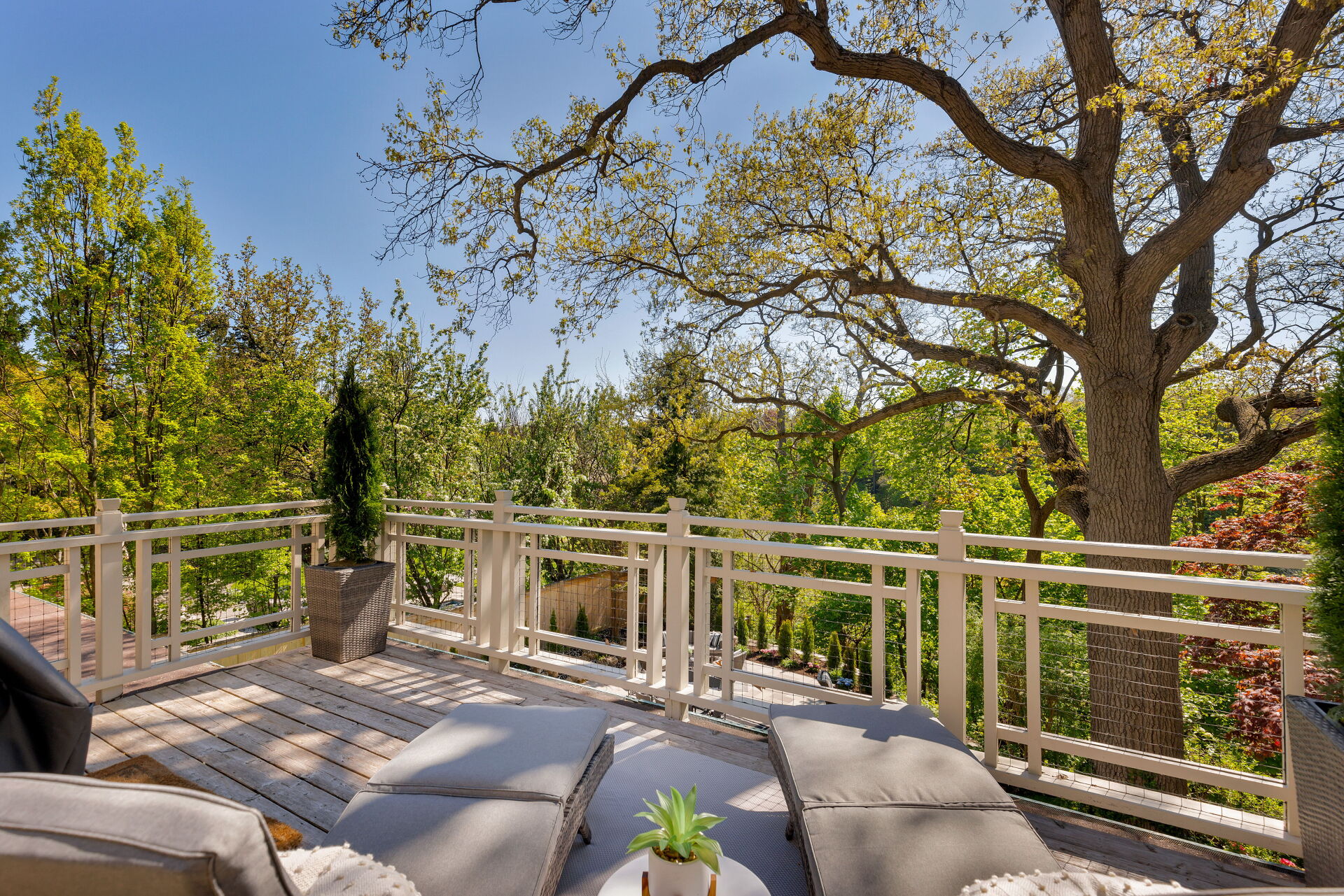 79 Baby Point Crescent, Toronto, ON M6S 2B7