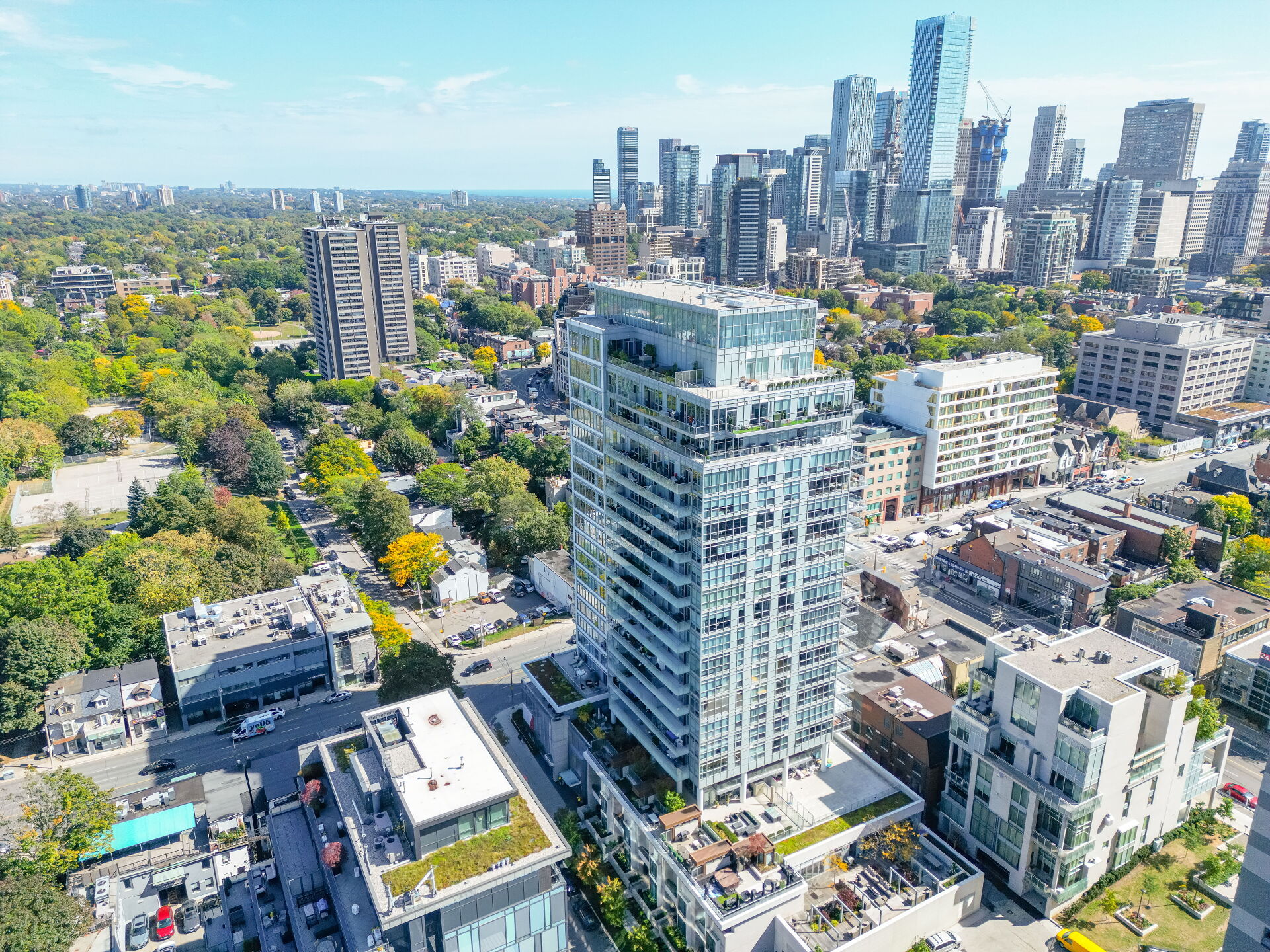 1605 - 170 Avenue Road, Toronto, ON M5R 0A4