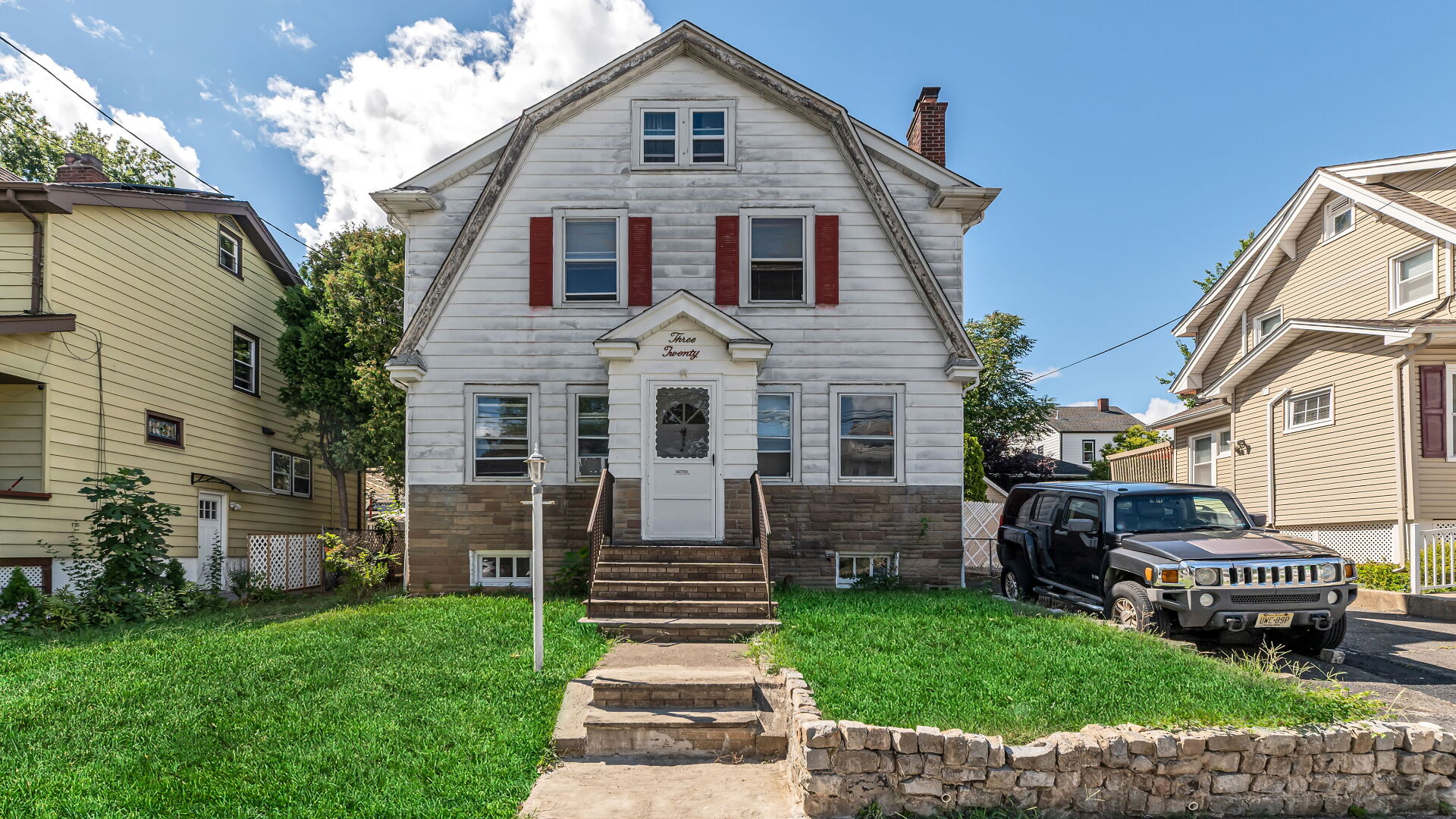 320 James Street, Teaneck, NJ 07666