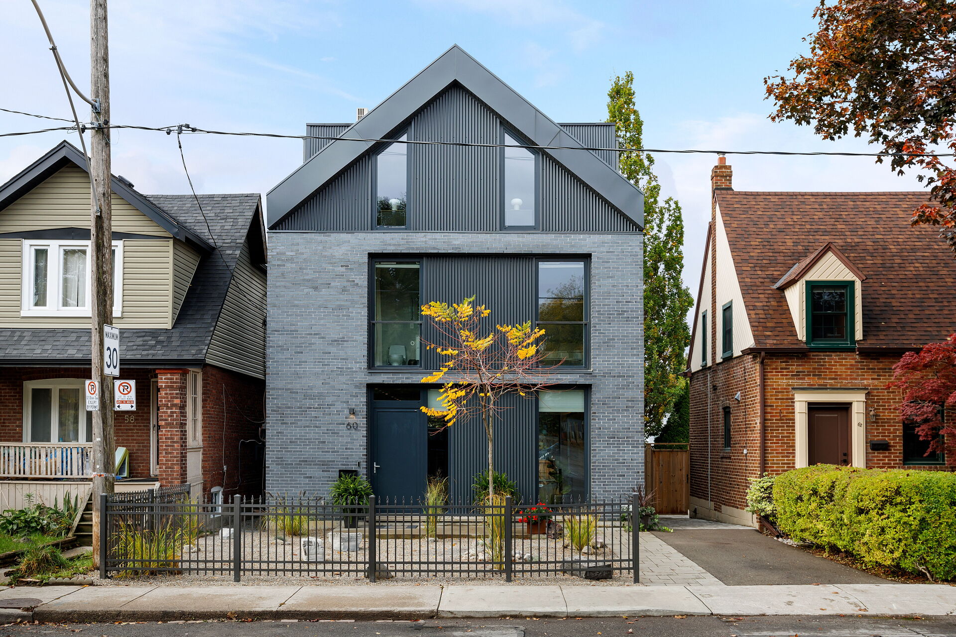 LESLIEVILLE LUXURY LIFESTYLE - 60 Hiltz Ave