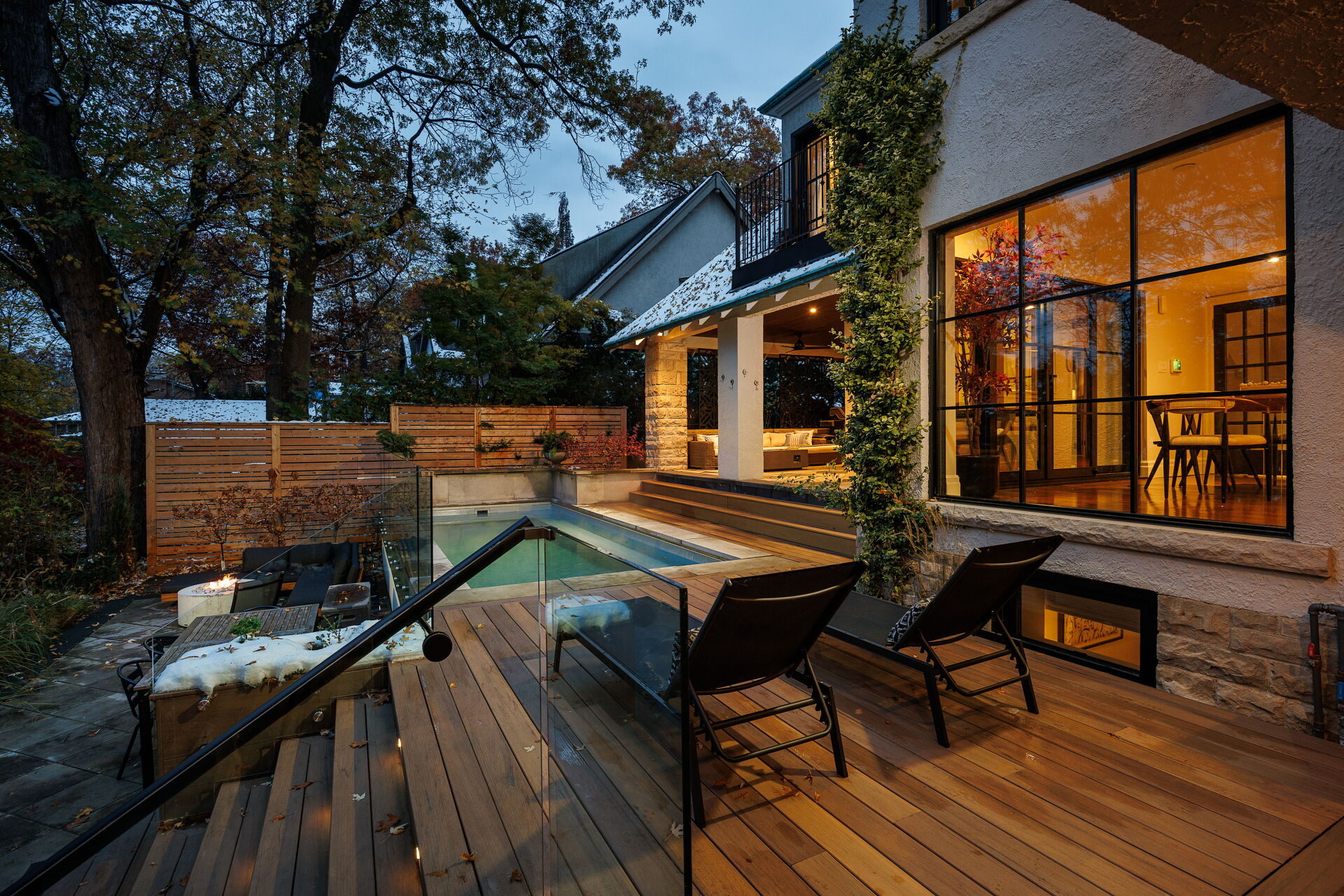 35 Baby Point Crescent, Toronto, ON M6S 2B7