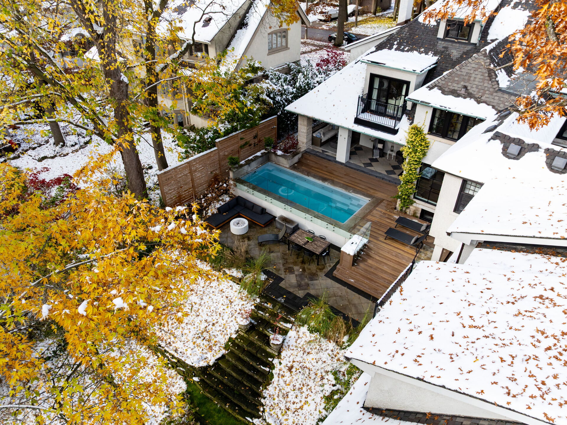 35 Baby Point Crescent, Toronto, ON M6S 2B7