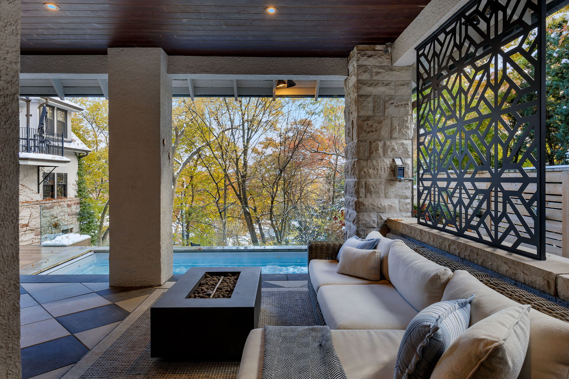 35 Baby Point Crescent, Toronto, ON M6S 2B7