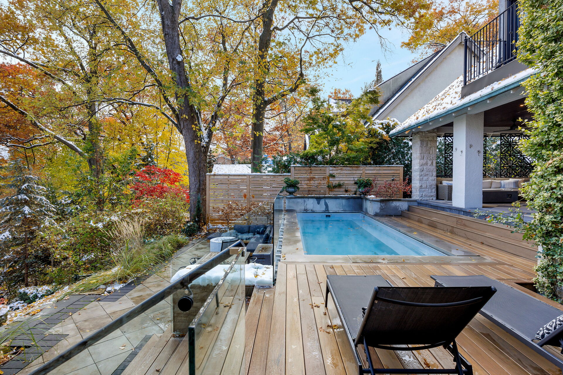 35 Baby Point Crescent, Toronto, ON M6S 2B7