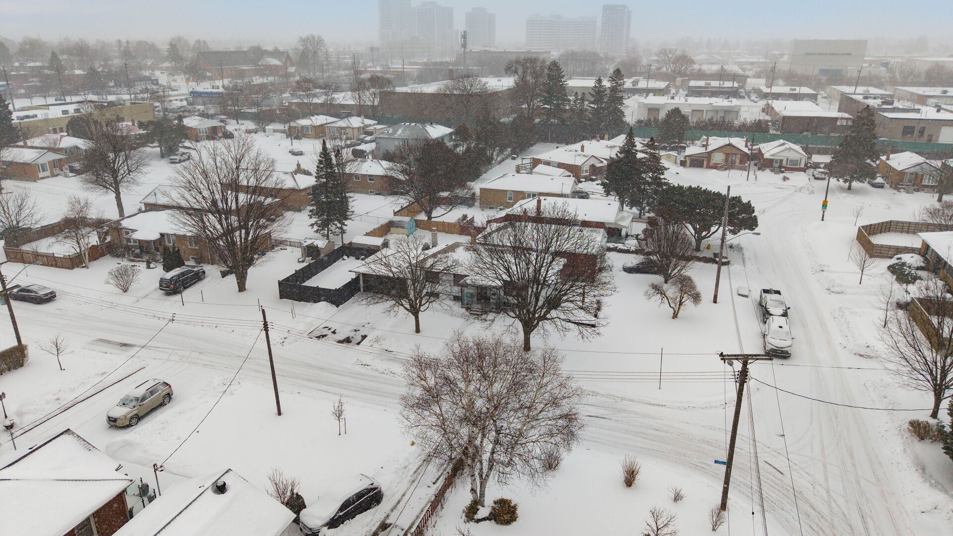 1 Arnham Road, Toronto, ON M1R 2E5