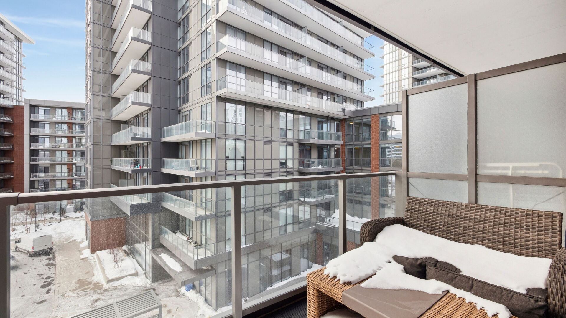 32 Forest Manor Road, #406, Toronto, ON M2J 0H2